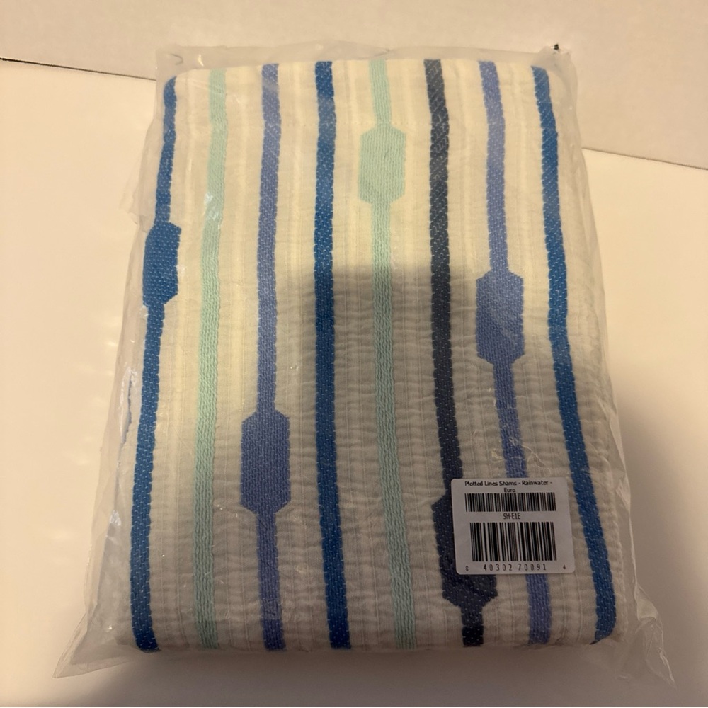 NEW Set of 2 Brooklinen Plotted Lines Shams Rainwater Euro 100% cotton
